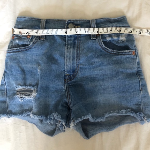 Levi’s shorts - Picture 4 of 6